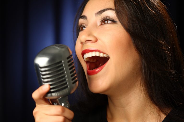 How to Sing Better Now with a Relaxed Jaw!